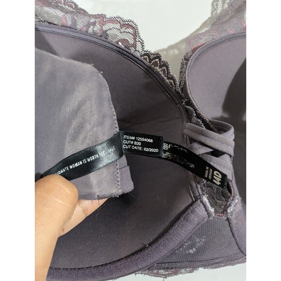 Torrid Curves Womens Purple Push Up Plunge Lace Bra Sz 44D Sexy Comfort - Picture 8 of 8